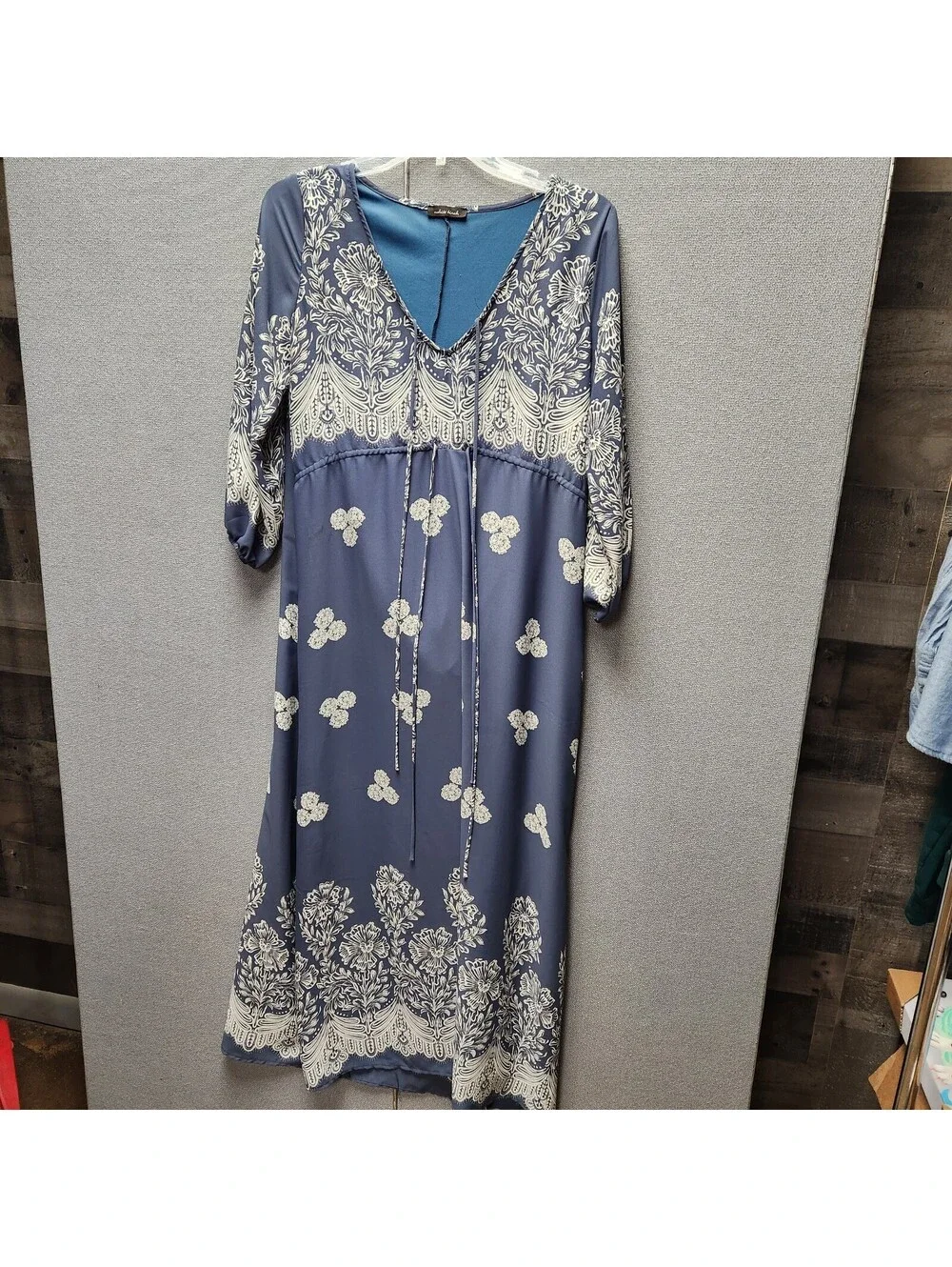 Wren & Ivory Boho White Birch Nakia Midi Dress in dusty blue Sz Tiny Snag